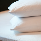 ALMOHADA SUAVE DE PLUMAS 6 ESTRELLAS