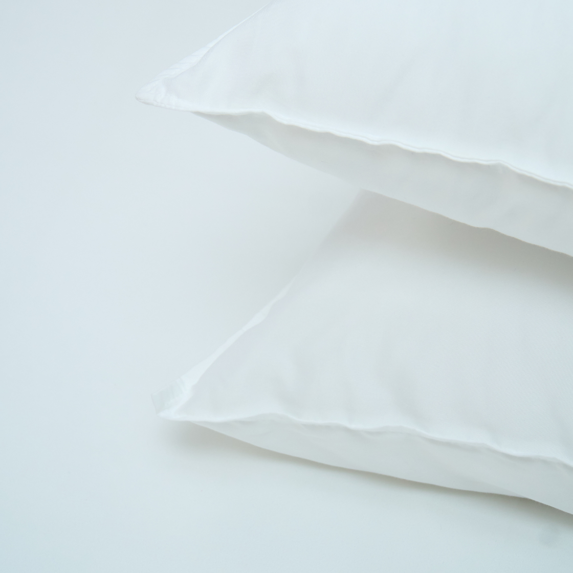 ALMOHADA SUAVE DE PLUMAS 6 ESTRELLAS